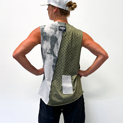 LO Grunge Dot Muscle Tank
